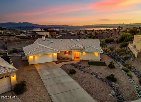 3170 Oakwood Dr, Lake Havasu City, AZ 86404