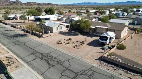 View/Area - 49575 Rainbow Way, Quartzsite, AZ 85346 photo 10 of 13