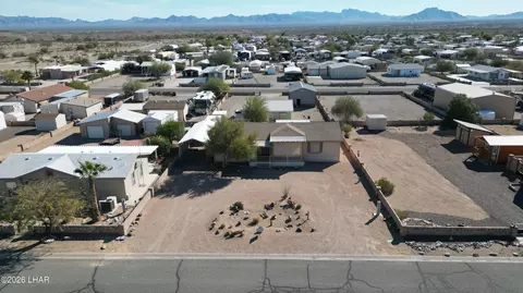View/Area - 49575 Rainbow Way, Quartzsite, AZ 85346 photo 2 of 13