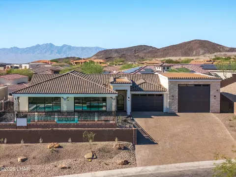 5031 Circula De Hacienda, Lake Havasu City, AZ 86406