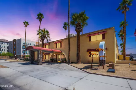 2100 Swanson Ave #208, Lake Havasu City, AZ 86403