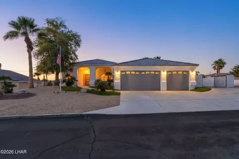 2817 War Eagle Dr, Lake Havasu City, AZ 86406