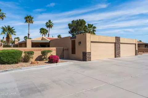 1402 Mcculloch Blvd N #15, Lake Havasu City, AZ 86403