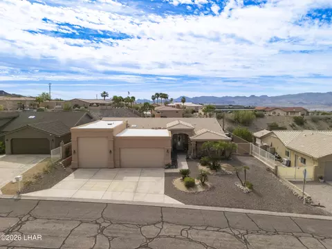 3900 Duke Dr, Lake Havasu City, AZ 86404