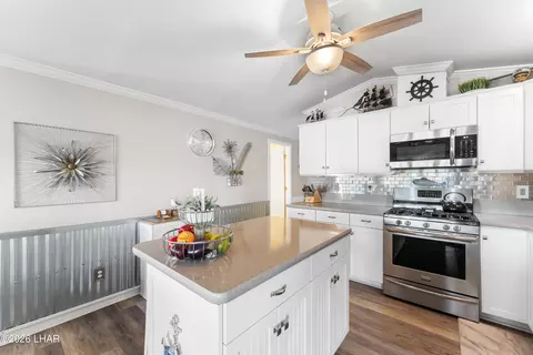 Kitchen - 232 E Riverfront Dr, Parker, AZ 85344 photo 4 of 7