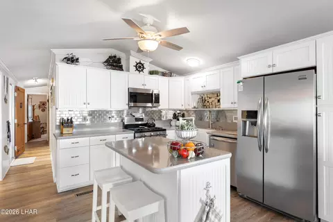 Kitchen - 232 E Riverfront Dr, Parker, AZ 85344 photo 3 of 7