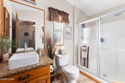 Bath - 232 E Riverfront Dr, Parker, AZ 85344 photo 4 of 6