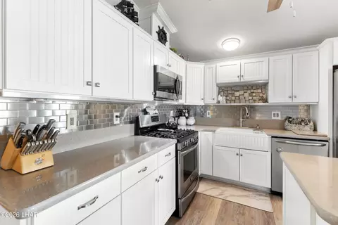 Kitchen - 232 E Riverfront Dr, Parker, AZ 85344 photo 2 of 7