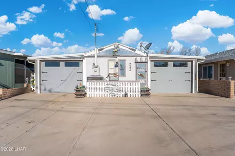 232 E Riverfront Dr, Parker, AZ 85344