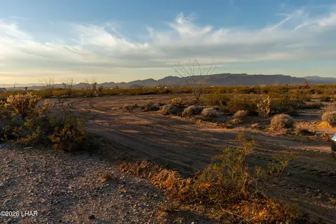 lot67 S Cameron Rd, Yucca, AZ 86438