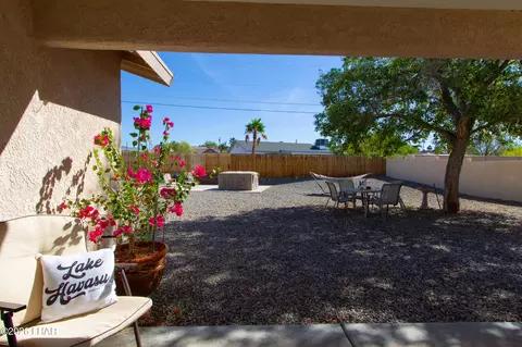 4090 Highlander Ave, Lake Havasu City, AZ 86406