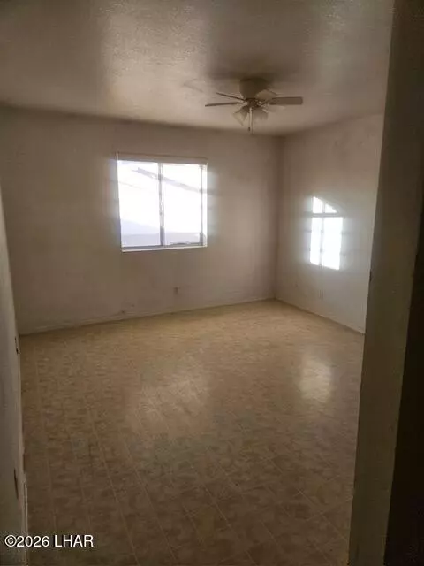 3451 Truckee Dr, Lake Havasu City, AZ 86406