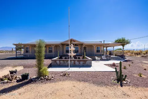 4206 N Cordes Rd, Golden Valley, AZ 86413