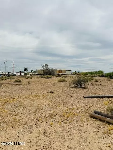 28008 Rainbow Ave, Bouse, AZ 85325 photo 3