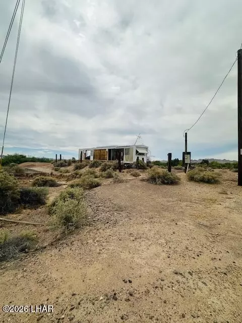 28008 Rainbow Ave, Bouse, AZ 85325 photo 5