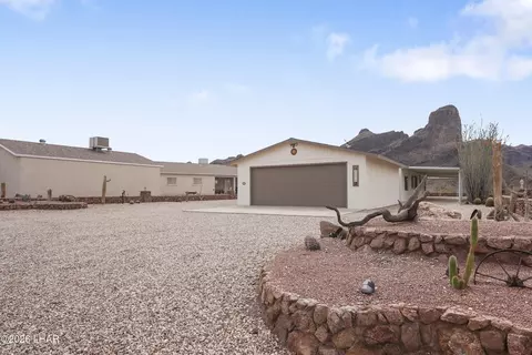 37378 Bay View Dr, Parker, AZ 85344