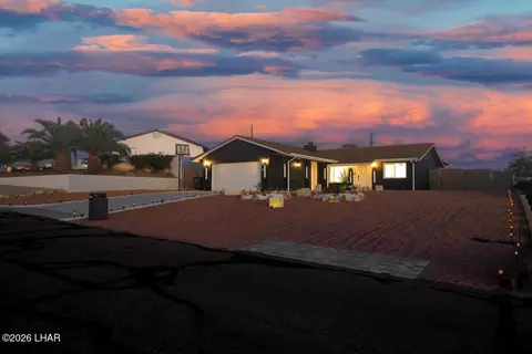 3260 Silversmith Dr, Lake Havasu City, AZ 86406