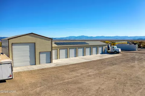 8089 N Wagon Wheel Dr, Lake Havasu City, AZ 86404
