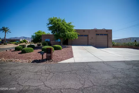 3870 Canyon Cove Dr, Lake Havasu City, AZ 86404
