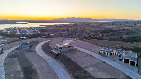 2430 Sunset Rdg Ct W, Lake Havasu City, AZ 86406