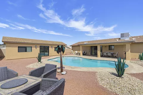 2270 Interlake Dr, Lake Havasu City, AZ 86404