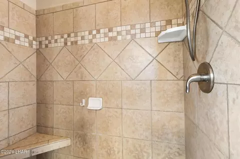 Bath - 7134 E Stoneaxe Dr, Kingman, AZ 86401 photo 5 of 5