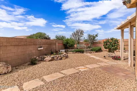 Exterior - 7134 E Stoneaxe Dr, Kingman, AZ 86401 photo 11 of 26