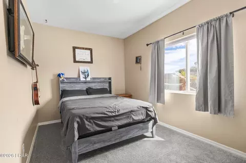 Bedroom - 7134 E Stoneaxe Dr, Kingman, AZ 86401 photo 1 of 7