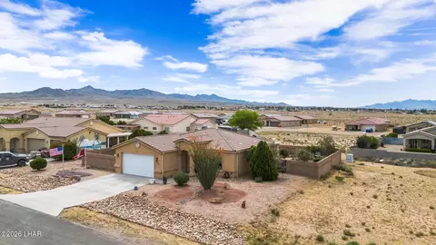 View/Area - 7134 E Stoneaxe Dr, Kingman, AZ 86401 photo 2 of 7