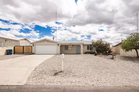 3708 Beachview Dr, Lake Havasu City, AZ 86406