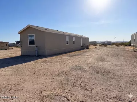 33336 Sahara Way, Bouse, AZ 85325