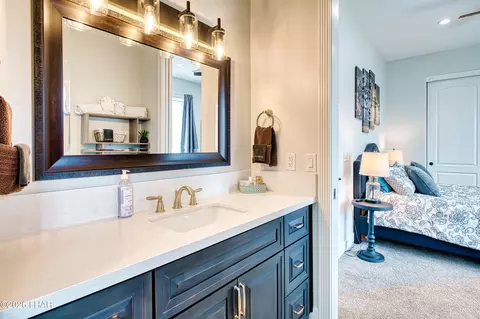 Bath - 8491 River View Villas Dr, Parker, AZ 85344 photo 5 of 11