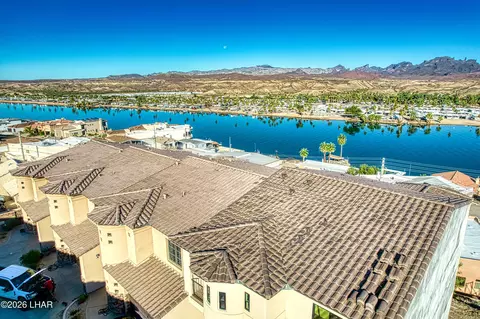 8491 River View Villas Dr, Parker, AZ 85344