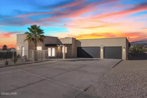 3135 Cotati Dr, Lake Havasu City, AZ 86406