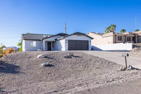 3661 Yucca Dr, Lake Havasu City, AZ 86404