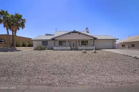 2042 Donner Bay, Lake Havasu City, AZ 86406