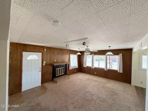 Living - 15691 Apache, Ehrenberg, AZ 85334 photo 2 of 6
