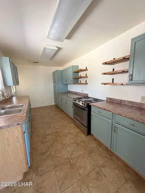 Kitchen - 15691 Apache, Ehrenberg, AZ 85334 photo 1 of 1