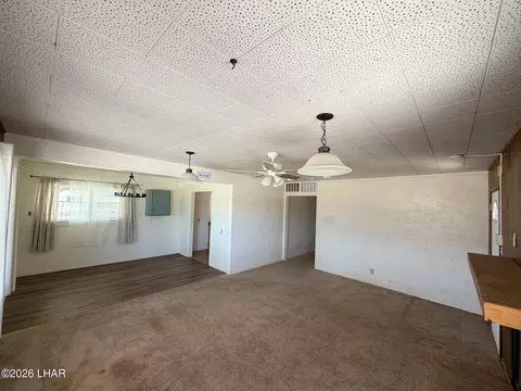 Living - 15691 Apache, Ehrenberg, AZ 85334 photo 5 of 6