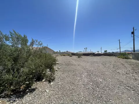 3810 Apache Maid Dr, Lake Havasu City, AZ 86406