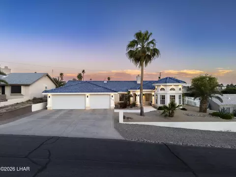 3824 Bear Dr, Lake Havasu City, AZ 86406