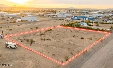 5082 S Pasadena Rd, Fort Mohave, AZ 86426