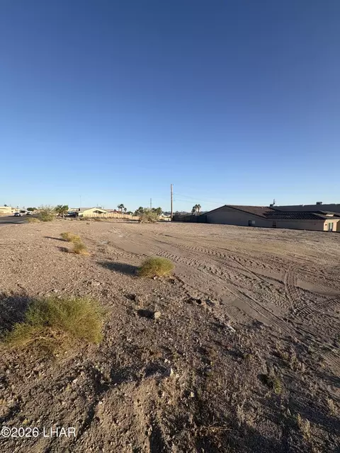 231 Freer Ct, Lake Havasu City, AZ 86406