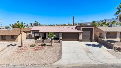 2725 Widgeon Ln, Lake Havasu City, AZ 86403