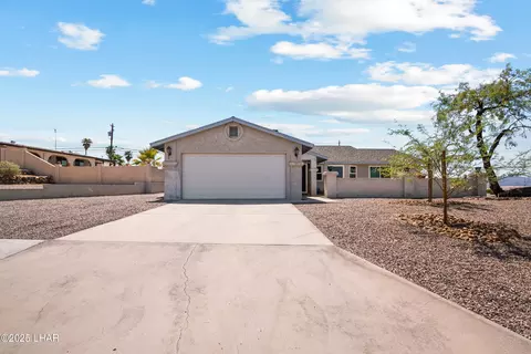 2970 Bluewater Dr, Lake Havasu City, AZ 86403