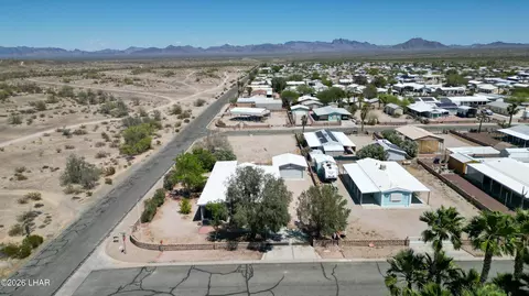 View/Area - 49515 Ruby Ave, Quartzsite, AZ 85346 photo 7 of 13