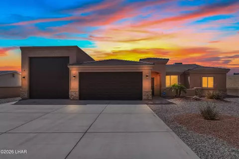 1011 Rolling Hills Dr, Lake Havasu City, AZ 86406