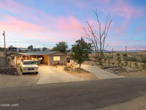 12531 S Apache Pkwy, Golden Shores, AZ 86436
