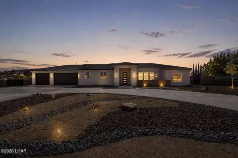 Exterior - 2250 Eastern St, Kingman, AZ 86401 photo 1 of 11