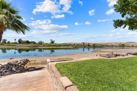 View/Area - 256 E Riverfront Dr, Parker, AZ 85344 photo 2 of 15